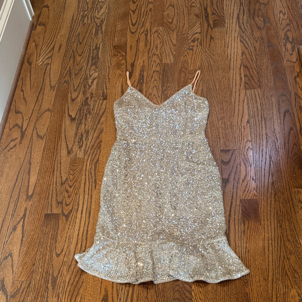 ALI & JAY Silver Sequin Midi Dress